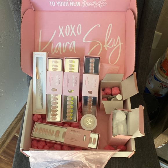 NEW NEVER USED Kiara Sky Xpress acrylic starter kit plus more - Picture 2 of 10